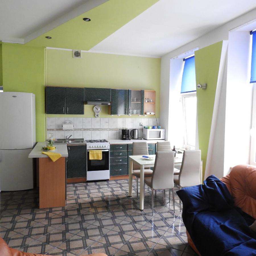 吉日茨科Apartament Przy Parku公寓 外观 照片