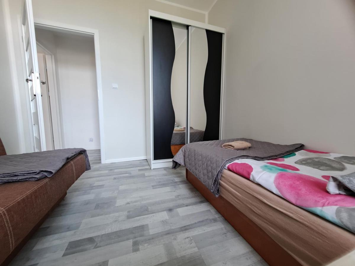 吉日茨科Apartament Przy Parku公寓 外观 照片