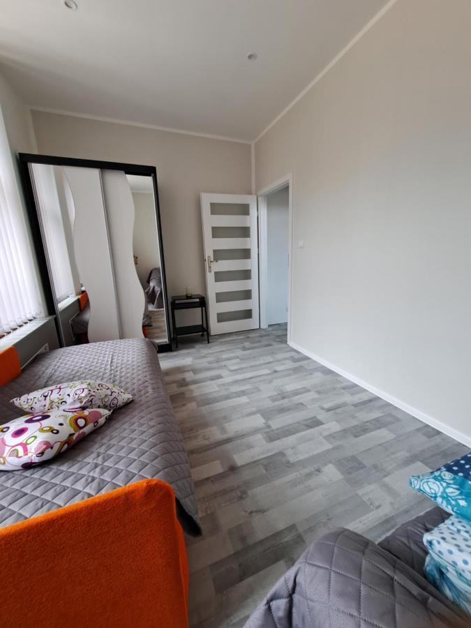 吉日茨科Apartament Przy Parku公寓 外观 照片